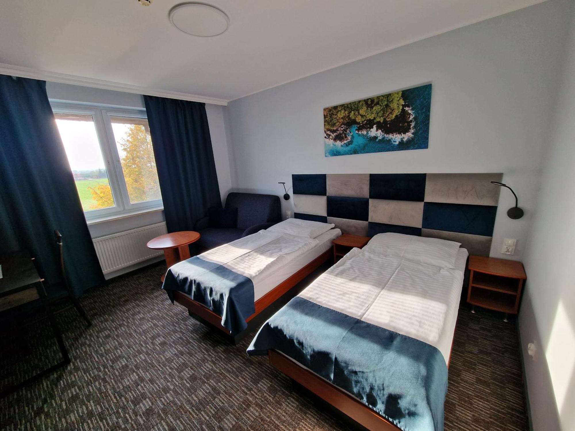 Hotel Podroznik Koszuty Exteriér fotografie